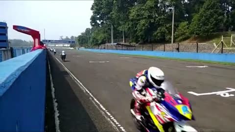 Motorcycle Racing 150 Meters