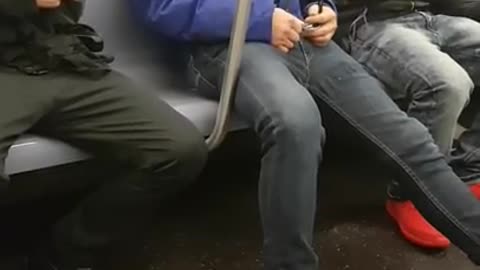 FIGHT BREAKS OUT IN NEW YORK TRAIN