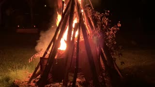 Bonfire, TeePee, Insects