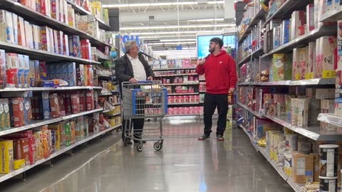 In the way prank at walmart 😂tickling people with a feather 🪶