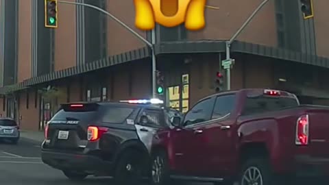 Idiot Pickup Driver Gets Instant Karma