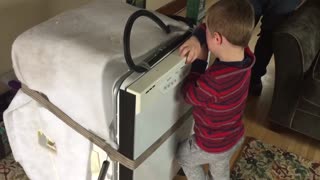 Little Boy Shares Tearful Goodbye With Family’s Old Dishwasher