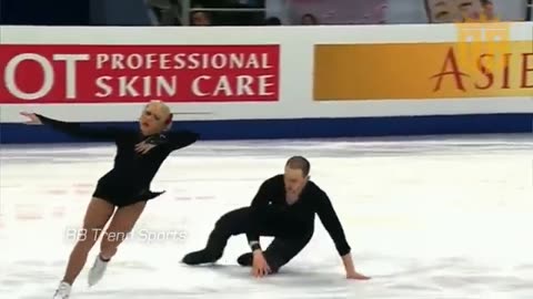 Embarrassing_Moments_in_Figure_Skating_⛸️___Funny_Fails