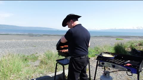 Camping in Homer, Alaska | Eagles, BBQ, and Beach Fun!