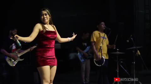 Female Singer Ayu Novanda Koyo Jogja Istimewa Dangdut music