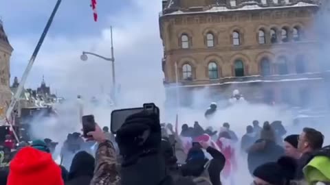 Ottawa police lying about not using tear gas