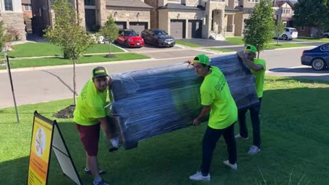 Get Movers in Surrey, BC | 604-998-8054