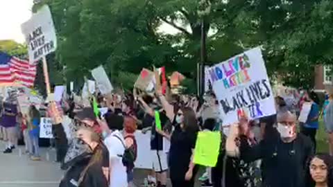 Harrison Arkansas Protests by Streetside