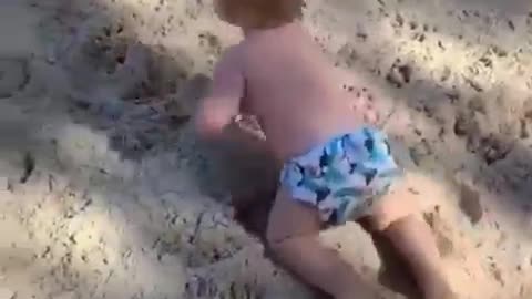 Kids Enjoying On Beach | Viral Video| Shorts | Trading Video|