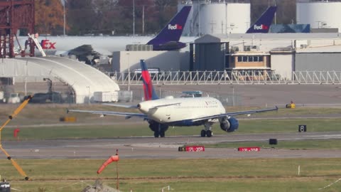 Airbus A319 operating as Delta Flt 1309 departing St Louis Lambert Intl - STL