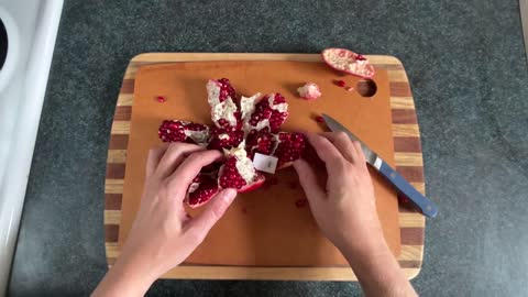 6 Ways to Peel a Pomegranate - You Suck at Cooking (episode 135)