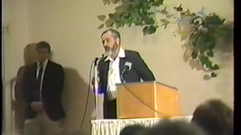 Rabbi Kahane speaks at The Colonial House Video 7/18