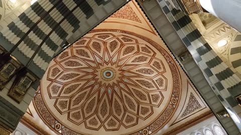 The beauty of Nabawi Mosque in Medina