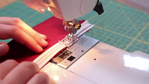 10 Seam Finishes Without a Serger || Basic to Couture