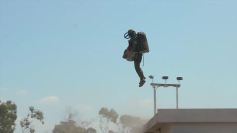 Man with JETPACK flies around and has fun