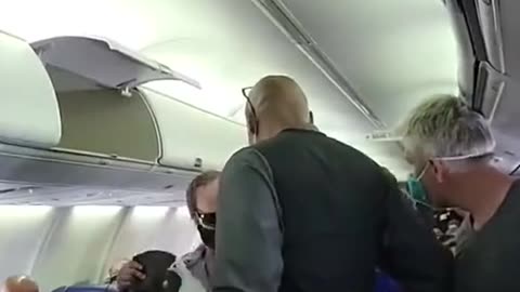 Southwest flight 1808 to Dallas from Fort Lauderdale, fight and ejection over not wearing a mask