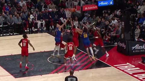 Aaron Gordon Throws Down Putback Slam! Nuggets vs. Trail Blazers