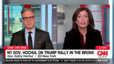 USA: N.Y. Gov. Hochul Calls Trump Supporters 'Clowns'!