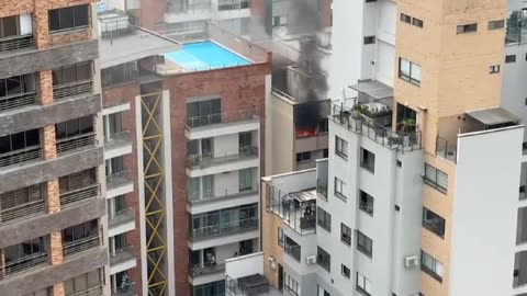 Incendio en edificio de Cabecera