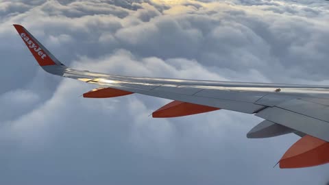 Amazing Video!! Clouds are looking like a Cotton Candy!!!🍡🍡🛫🛫🛫