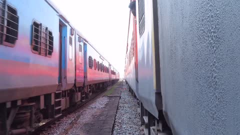 Train viral video in india