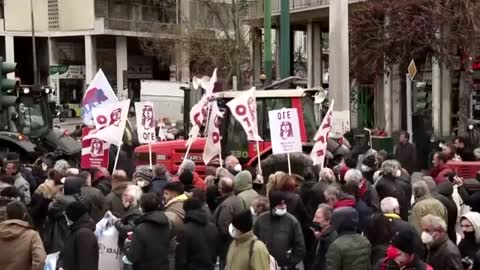 Farmers in Greece protest fuel costs