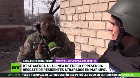 Mentre l'operazione russa in Ucraina è in corso,il team di RT ha cercato di avvicinarsi il più possibile alla linea di fuoco di Mariupol,dove molti civili sono ancora senza poter lasciare la città e senza accesso al cibo.medicine e acqua