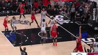 NBA - Nikola Vucevic with the HUGE corner 3 to put the Bulls up 4 late in the 4th quarter.