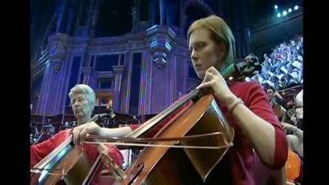 I Know That My Redeemer Lives followed by The Lord's Prayer - Chris Eaton with Prom Praise Choir & Orchestra