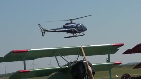 Fête Aérienne Internationale de Saint Quentin -Hélicoptères NH90 et Ecureuil AS350