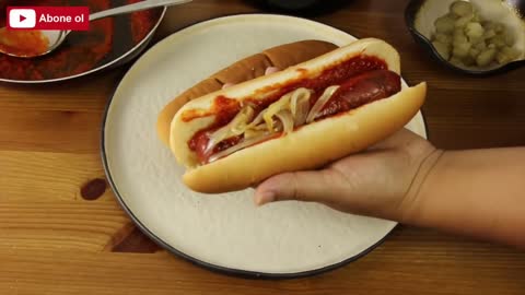 Evde Kolay Sosisli Tarifi - Hot Dog Nasıl Yapılır - Sosisli Sandviç
