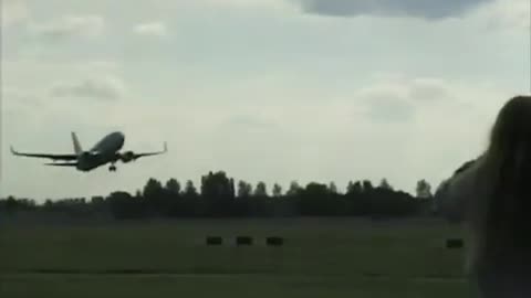 Take-offs Polderbaan - vliegtuigen stijgen op van de Polderbaan Amsterdam airport Schiphol