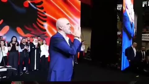 Rama nxjerr videon nga takimi me shqiptarët e Italisë: Koha për Shqipërinë ka ardhur