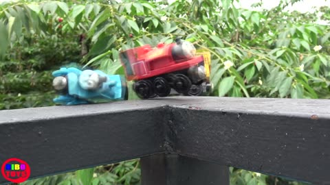 Thomas the train accidents happen thomas and friends with Truck carrying Tao the Little Bus toy play