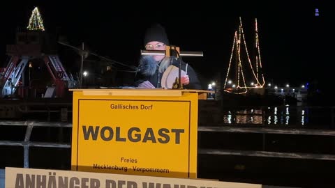 Wolgast - Stefan - kündigt Maria an - sie sagt weshalb man weiter Demonstrieren sollte 03-01-2023