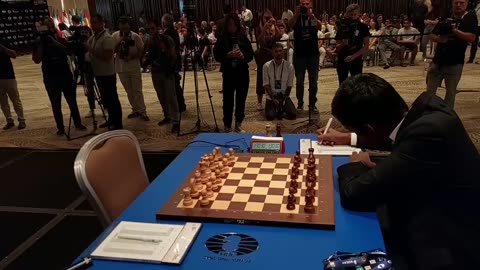 Shortest Game of Praggnanandhaa & Magnus Carlsen in World Cup | Finals Game 2