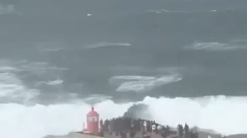 Nazaré and the strength of the sea in Portugal 🇵🇹