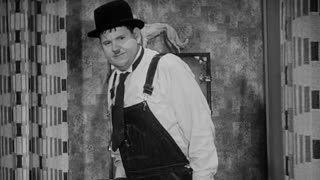 laurel and hardy the music box