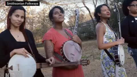 SexXxy "Black" Women - Rhiannon Giddens