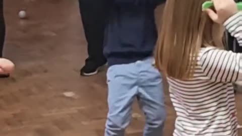 Legit Dancing From Toddler - Boy Has the Moves