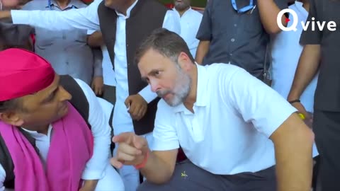 Akhilesh Yadav और Rahul Gandhi की दिखी जुगलबंदी