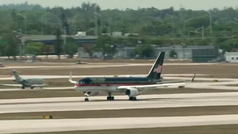 Donald Trump takes off on Trump Force 1 to New York to face arraignment