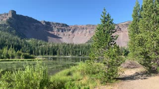 Central Oregon - Little Three Creek Lake - Panoramic Ridge - 4K