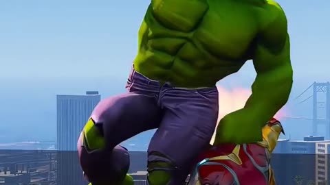 Iron man vs Hulk 😂