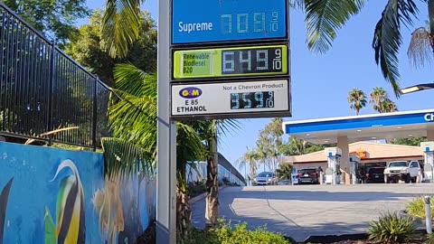 Gas prices in California are over 7.00$ a gallon