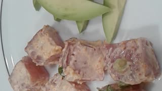 FoodPerfect: Spicy Bluefin Tuna With Avacado: Score 5/5