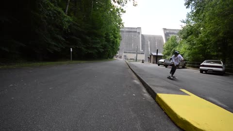 "RumbleRide: Longboarders' Ultimate Thrill" episode 4