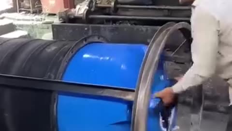 Making a giant plastic water tank