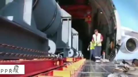 Extreme Cargo AirPlane Carries Train, 3 Helicopter and Container