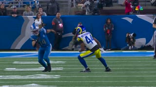 Goff's 30-yard sideline strike to St. Brown gets Lions into Rams' territory